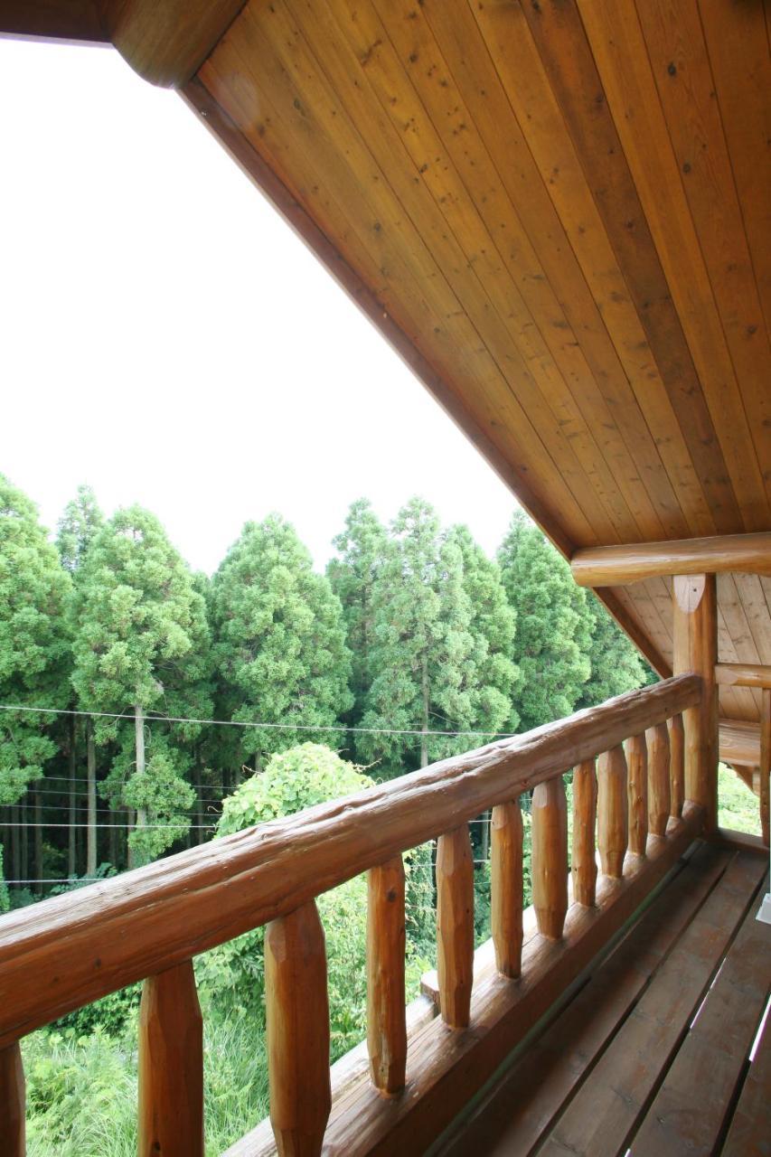 Kurokawa Mori No Cottage Minamioguni Exterior photo